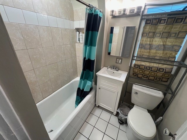 1 bed, 1 bath apartment for rent at 166 Main Unit 1, Swansea — photo 8 of 10