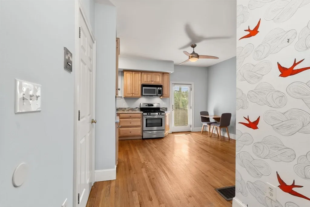1 bed, 1 bath apartment for rent at 166 O St Unit 1, South Boston — photo 9 of 19