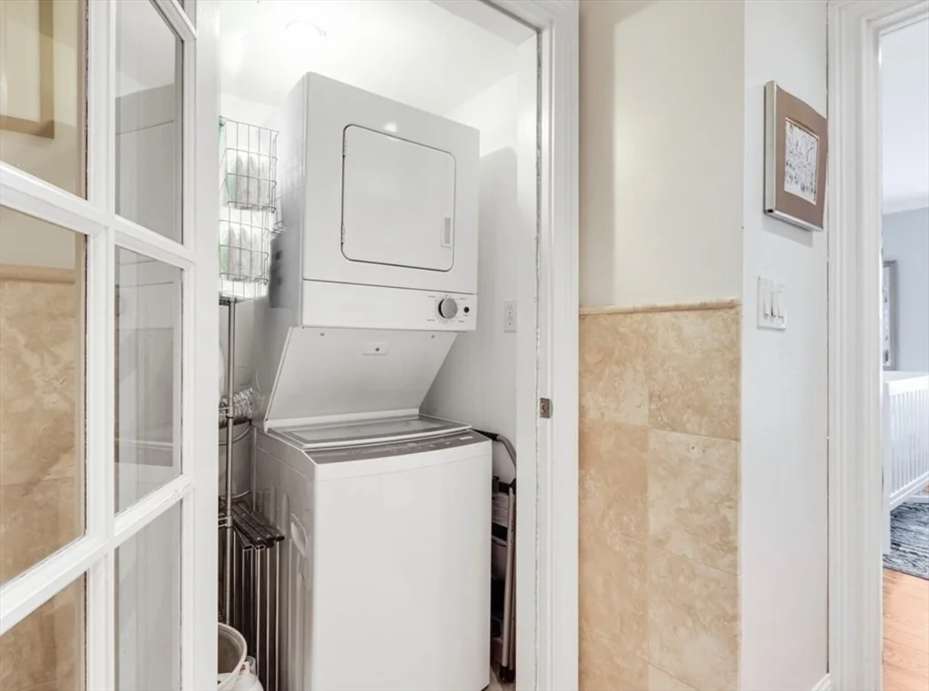 2 bed, 2 bath apartment for rent at 166 Quincy Shore Dr Unit 119, Quincy — photo 16 of 23