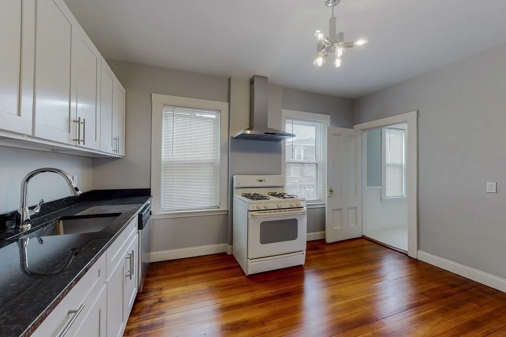 3 bed, 1 bath apartment for rent at 166 Sydney St Unit 1, Dorchester — photo 5 of 15