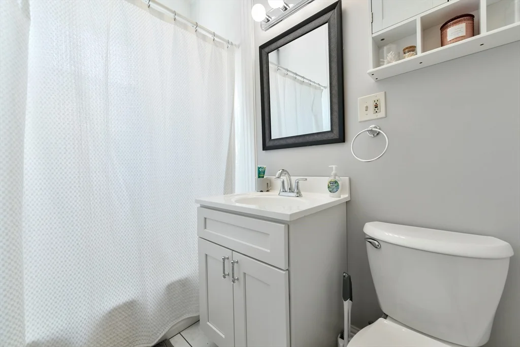 3 bed, 1 bath apartment for rent at 166 Sydney St Unit 2, Dorchester — photo 11 of 15