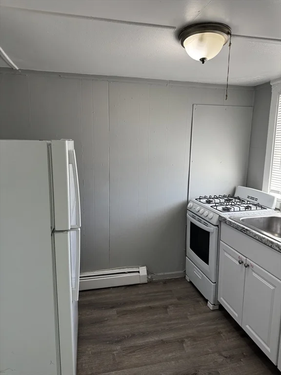1 bed, 1 bath apartment for rent at 166 Winter St Unit 2F, Zip 01830 — photo 5 of 9