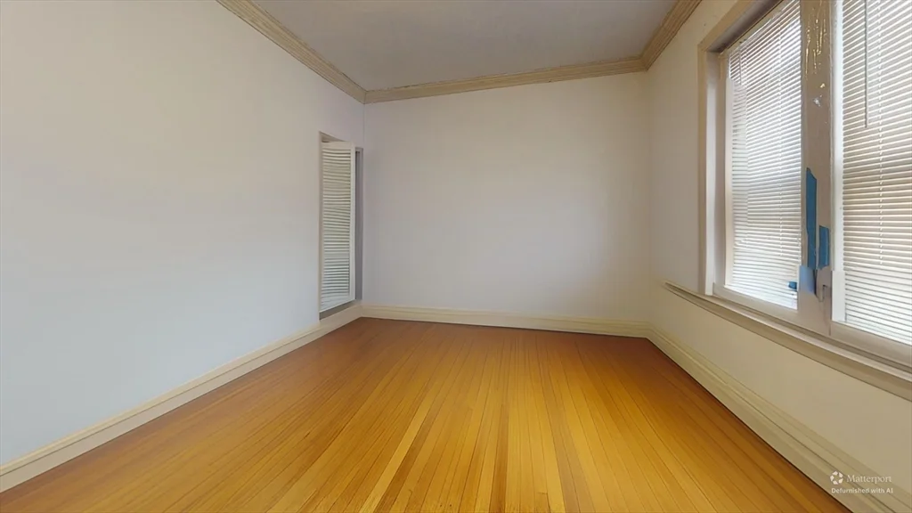 4 bed, 1 bath apartment for rent at 1661 Commonwealth Ave Unit 3, Brighton — photo 8 of 10