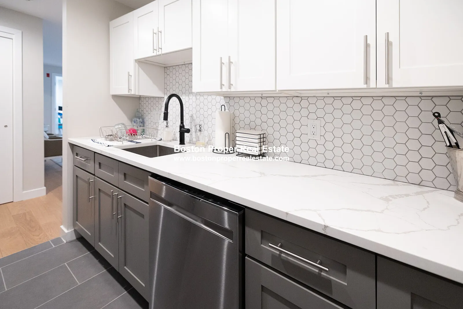 2 bed, 1 bath apartment for rent at 1661 Washington St Unit 102a, South End — photo 5 of 16