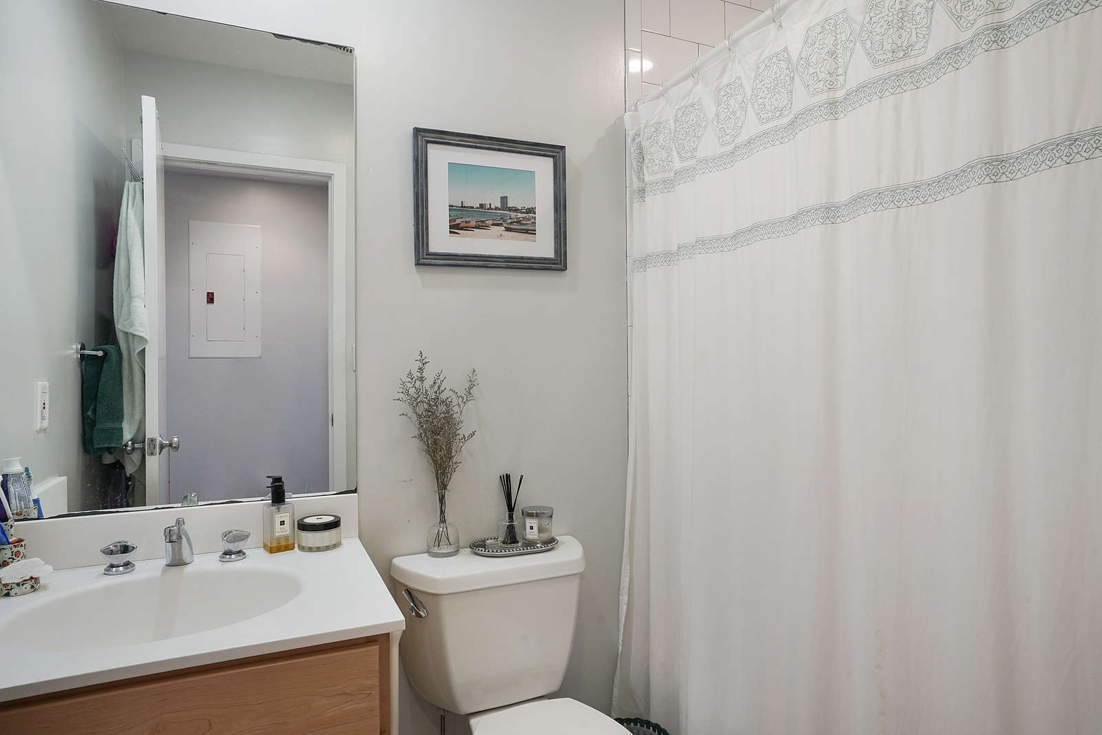 2 bed, 2 bath apartment for rent at 1661 Washington St Unit 201, South End — photo 3 of 19