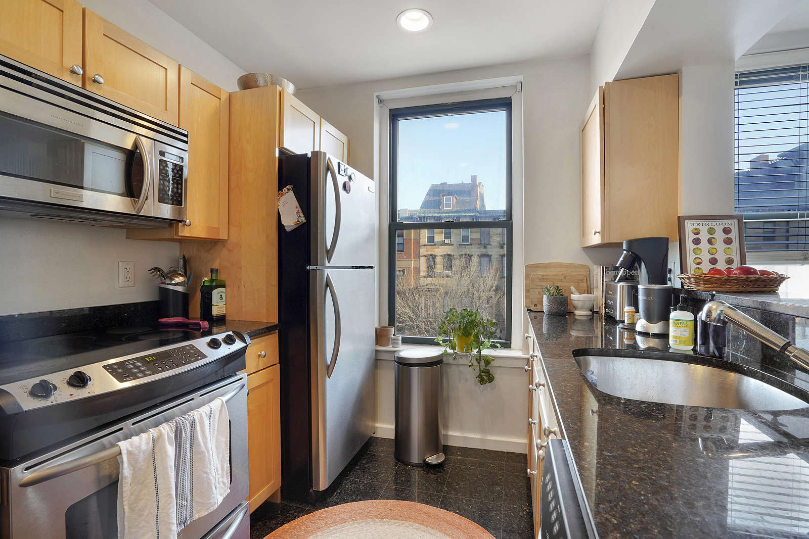 2 bed, 2 bath apartment for rent at 1661 Washington St Unit 201, South End — photo 19 of 19