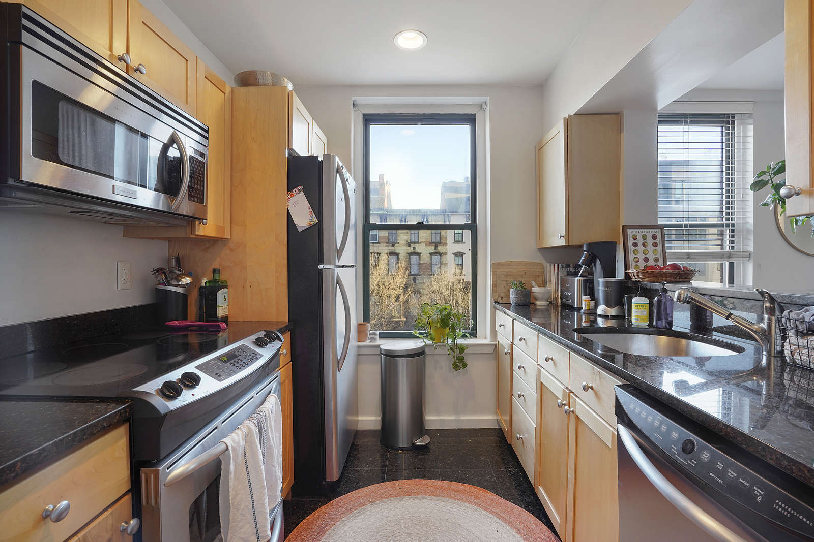 2 bed, 2 bath apartment for rent at 1661 Washington St Unit 201, South End — photo 17 of 19