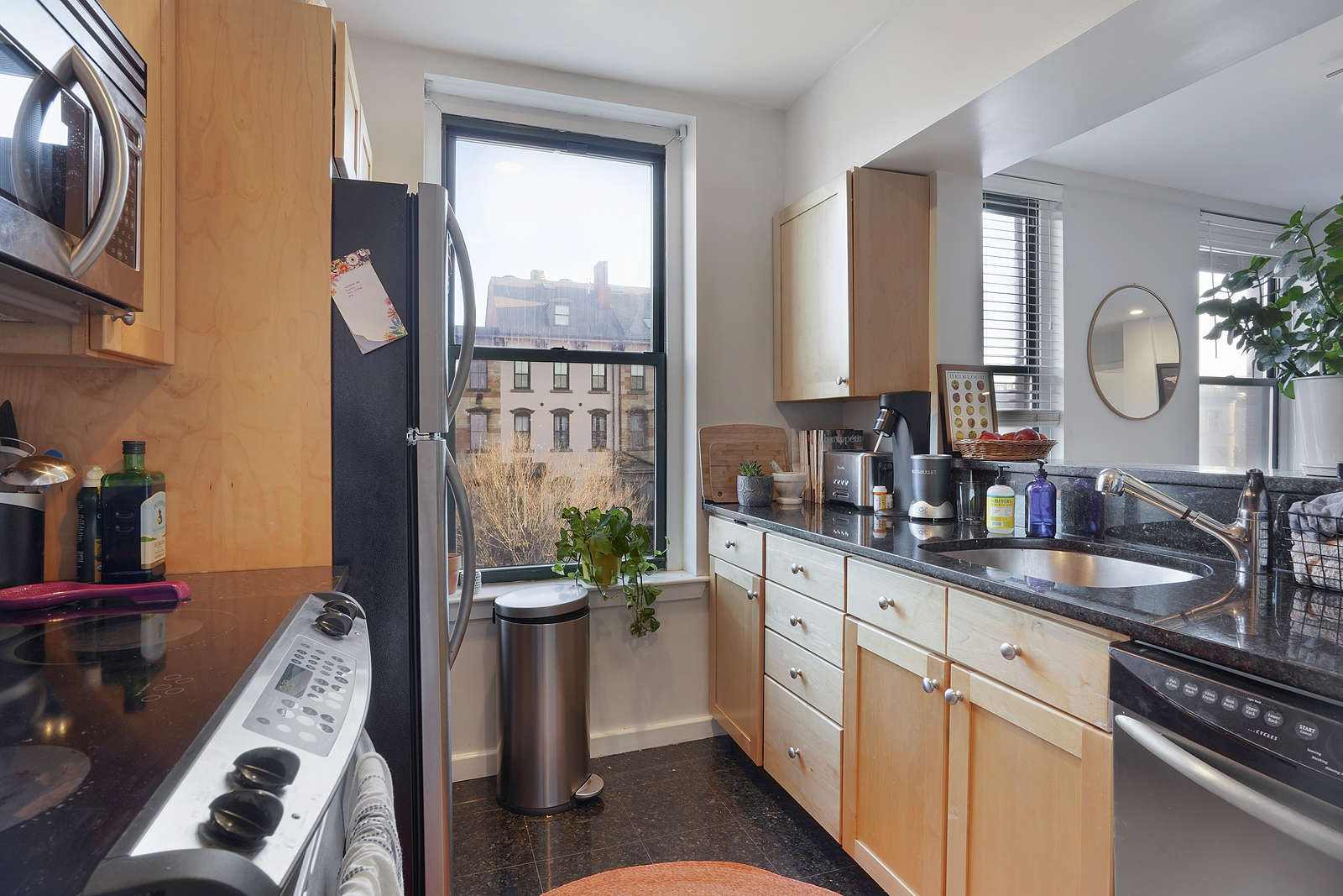 2 bed, 2 bath apartment for rent at 1661 Washington St Unit 201, South End — photo 18 of 19