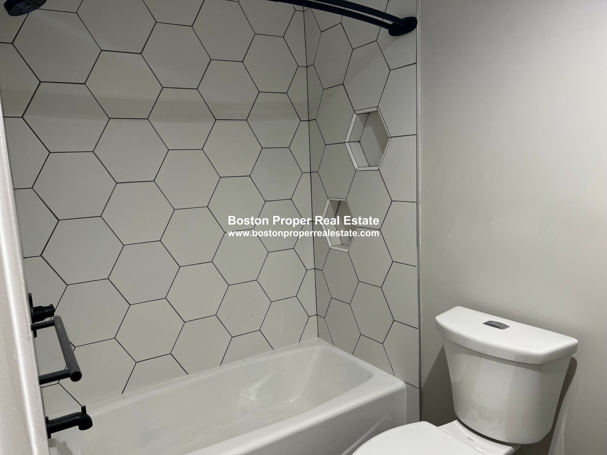 2 bed, 1 bath apartment for rent at 1661 Washington St Unit 206, South End — photo 7 of 13