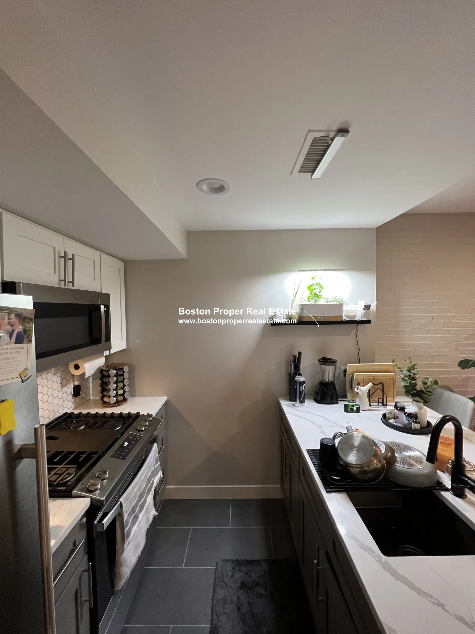 1 bed, 1 bath apartment for rent at 1661 Washington St Unit 207, South End — photo 5 of 17