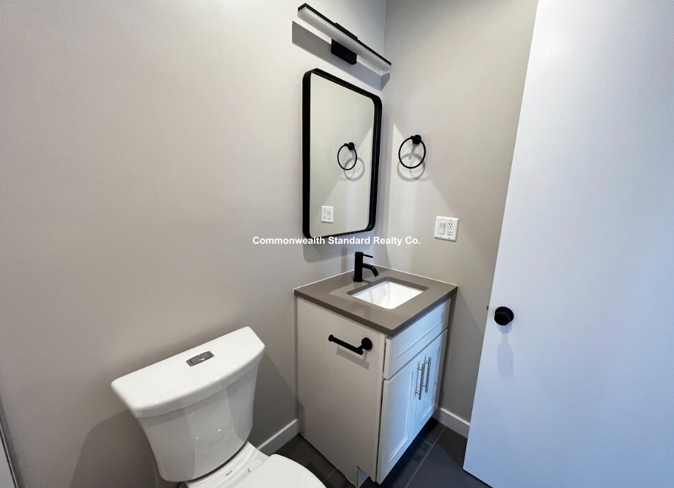 2 bed, 1 bath apartment for rent at 1661 Washington St Unit 306, South End — photo 14 of 19