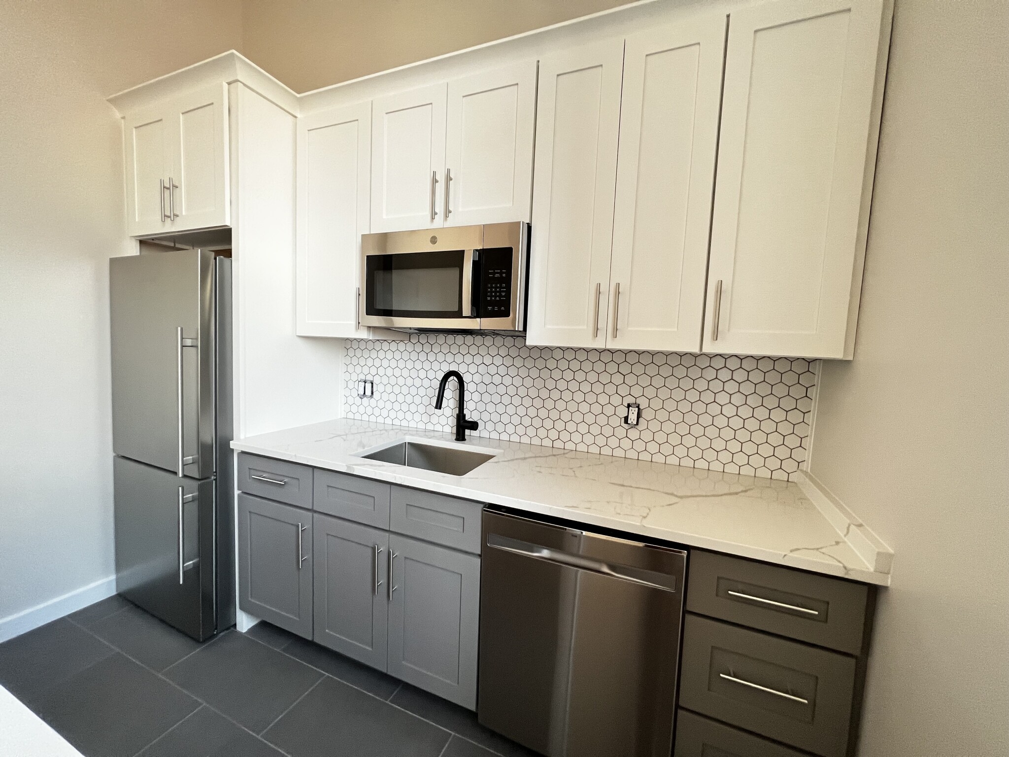 2 bed, 1.5 bath apartment for rent at 1661 Washington St Unit 308, South End — photo 2 of 20