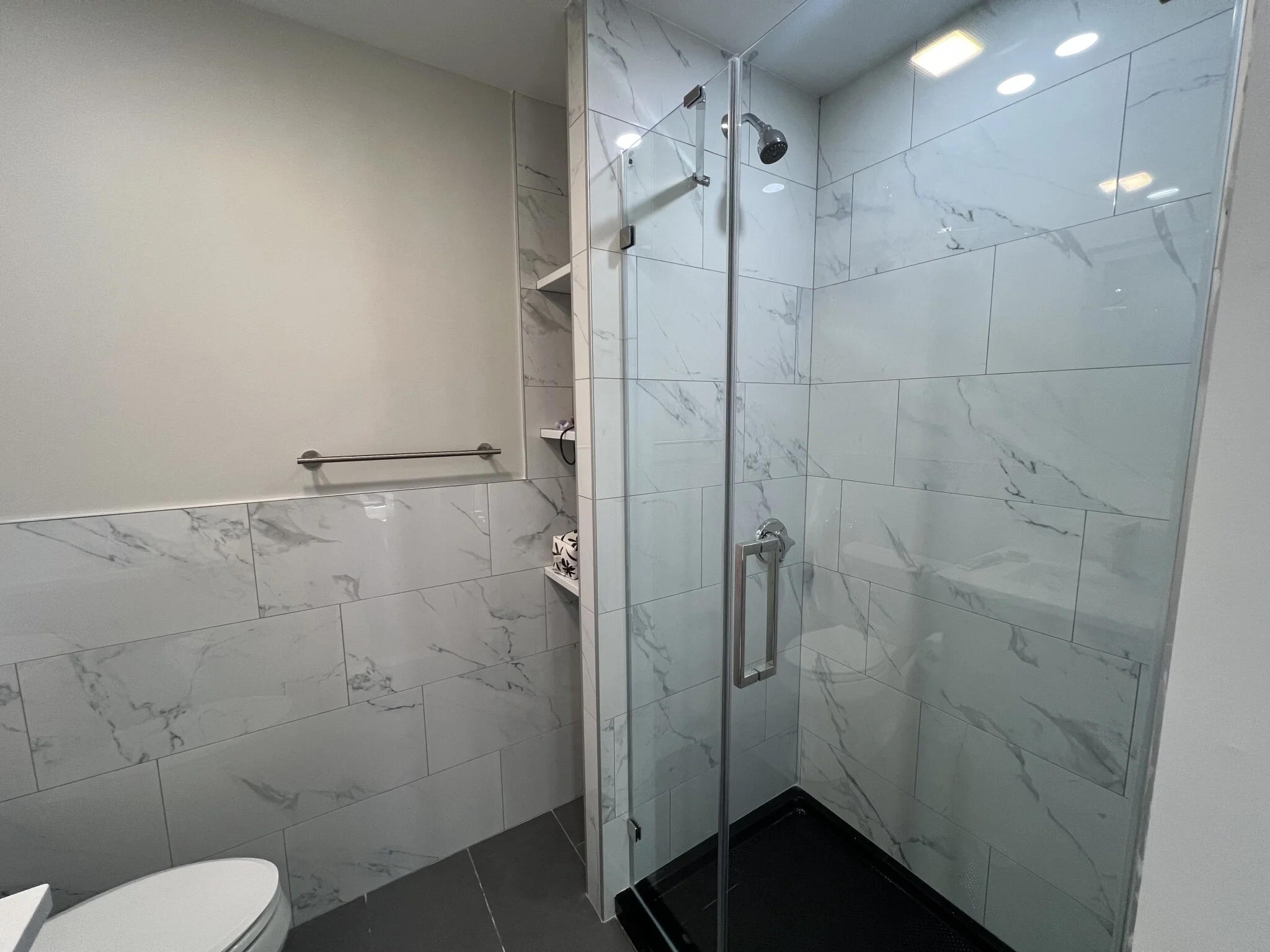 2 bed, 2 bath apartment for rent at 1661 Washington St Unit 403, South End — photo 10 of 11