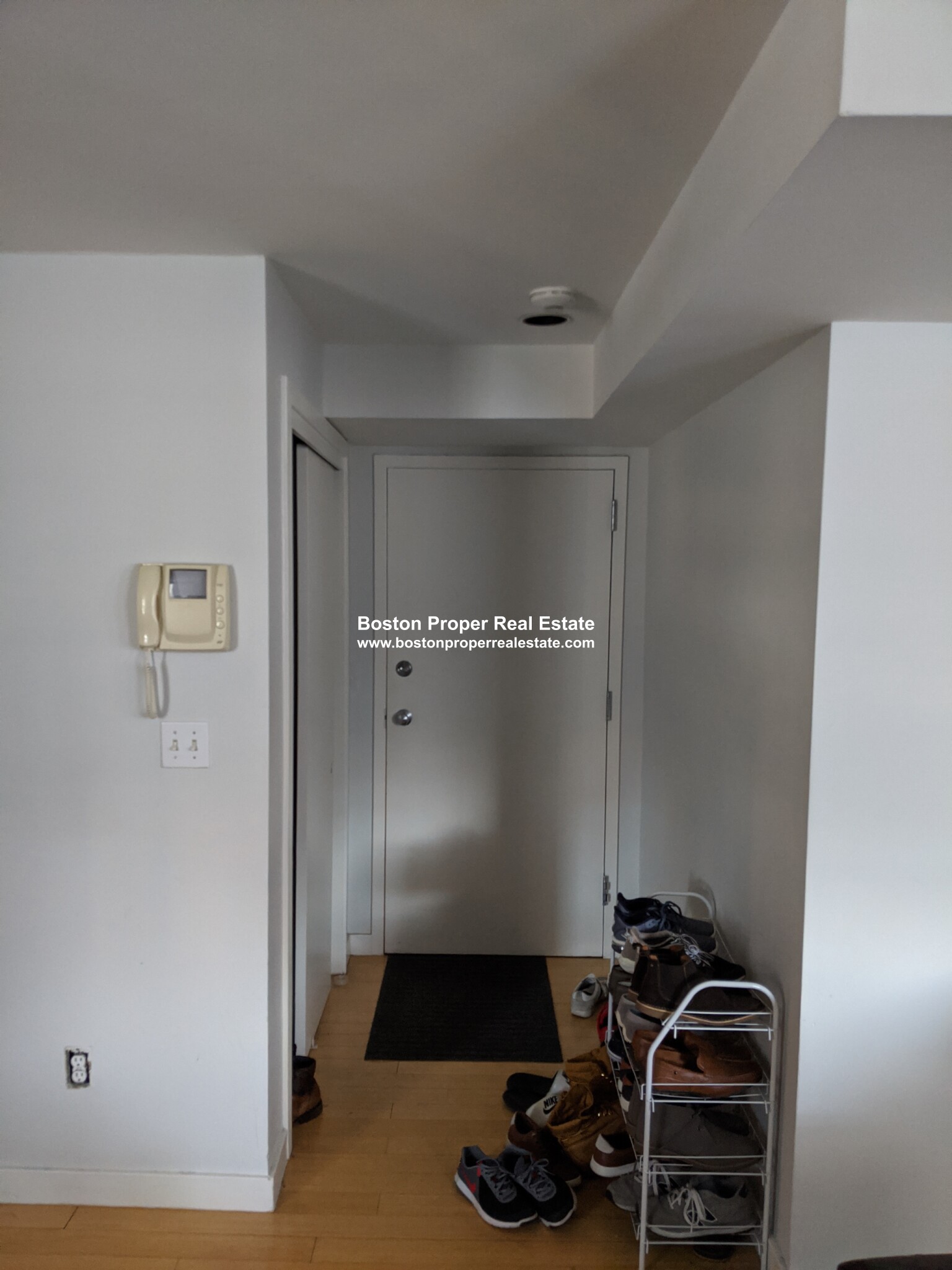 2 bed, 1 bath apartment for rent at 1661 Washington St Unit 408, South End — photo 8 of 12