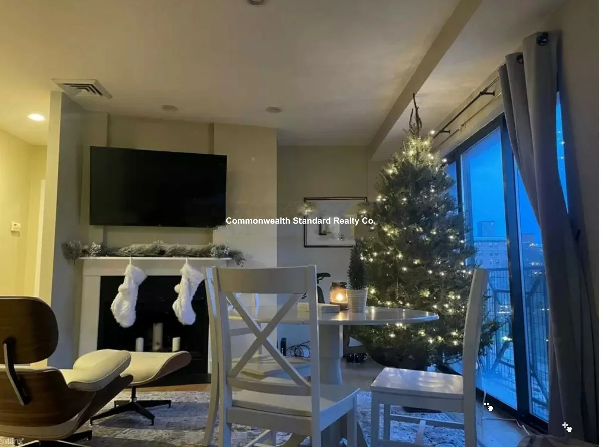 1 bed, 1 bath apartment for rent at 1661 Washington St Unit 502, South End