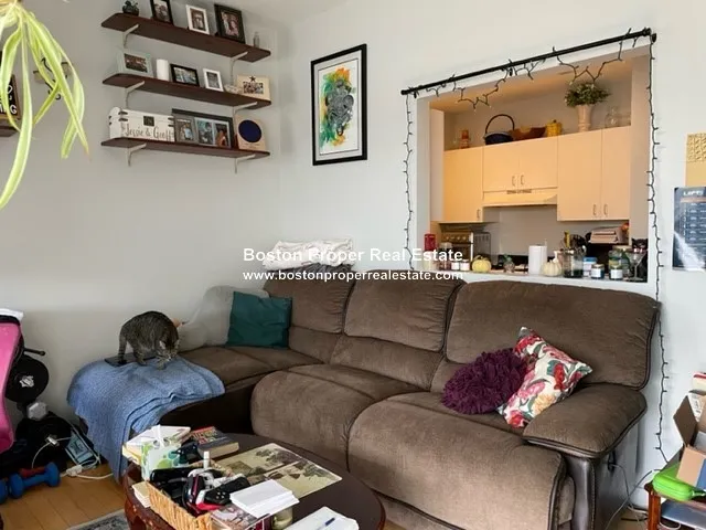 1 bed, 1 bath apartment for rent at 1661 Washington St Unit 602, South End — photo 3 of 15