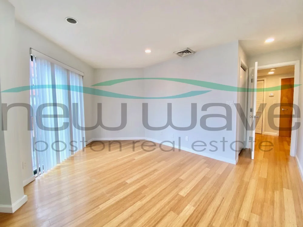 1 bed, 1 bath apartment for rent at 1661 Washington Unit 504, South End — photo 3 of 9