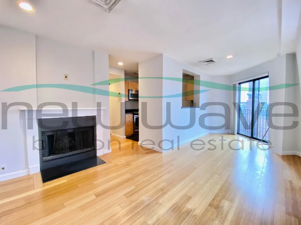 1 bed, 1 bath apartment for rent at 1661 Washington Unit 504, South End — photo 1 of 9