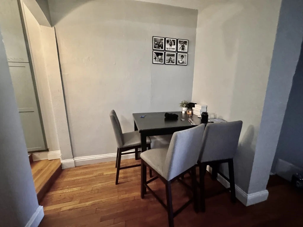 2 bed, 1 bath apartment for rent at 1662 Commonwealth Ave Unit 11, Brighton — photo 6 of 10