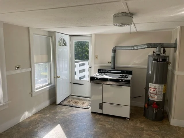 1 bed, 1 bath apartment for rent at 1664 Main St Unit 2nd flr, Holden — photo 4 of 9