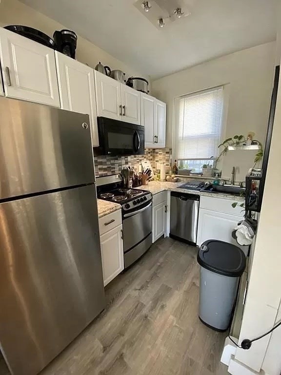 1 bed, 1 bath apartment for rent at 1665 Commonwealth Ave Unit 18, Brighton — photo 6 of 9