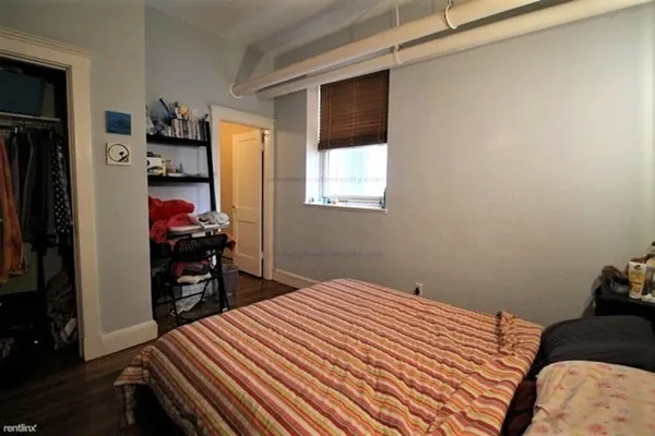 1 bed, 1 bath apartment for rent at 1666 Commonwealth Ave Unit 15, Brighton — photo 9 of 10