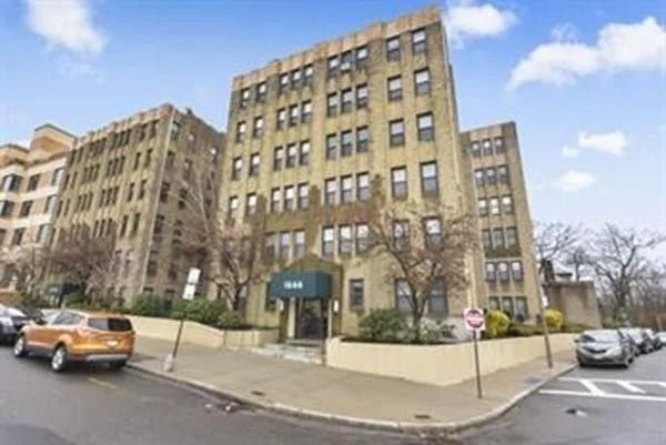 1 bed, 1 bath apartment for rent at 1666 Commonwealth Ave Unit 15, Brighton — photo 10 of 10
