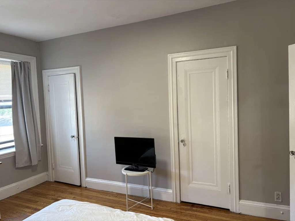 2 bed, 1 bath apartment for rent at 1666 Commonwealth Ave Unit 21, Brighton — photo 7 of 10