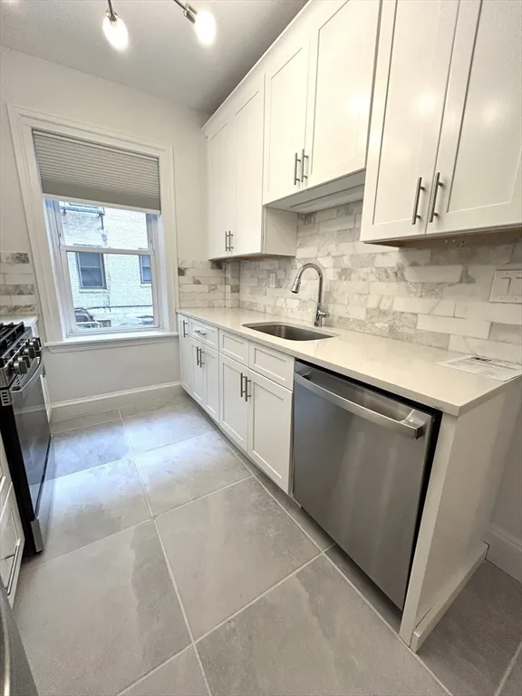 1 bed, 1 bath apartment for rent at 1666 Commonwealth Ave Unit 24, Brighton — photo 2 of 17
