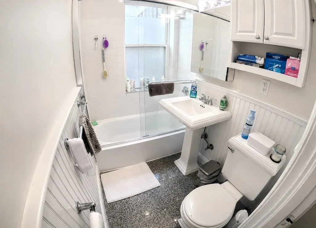 2 bed, 1 bath apartment for rent at 1666 Commonwealth Unit 42, Brighton — photo 7 of 10