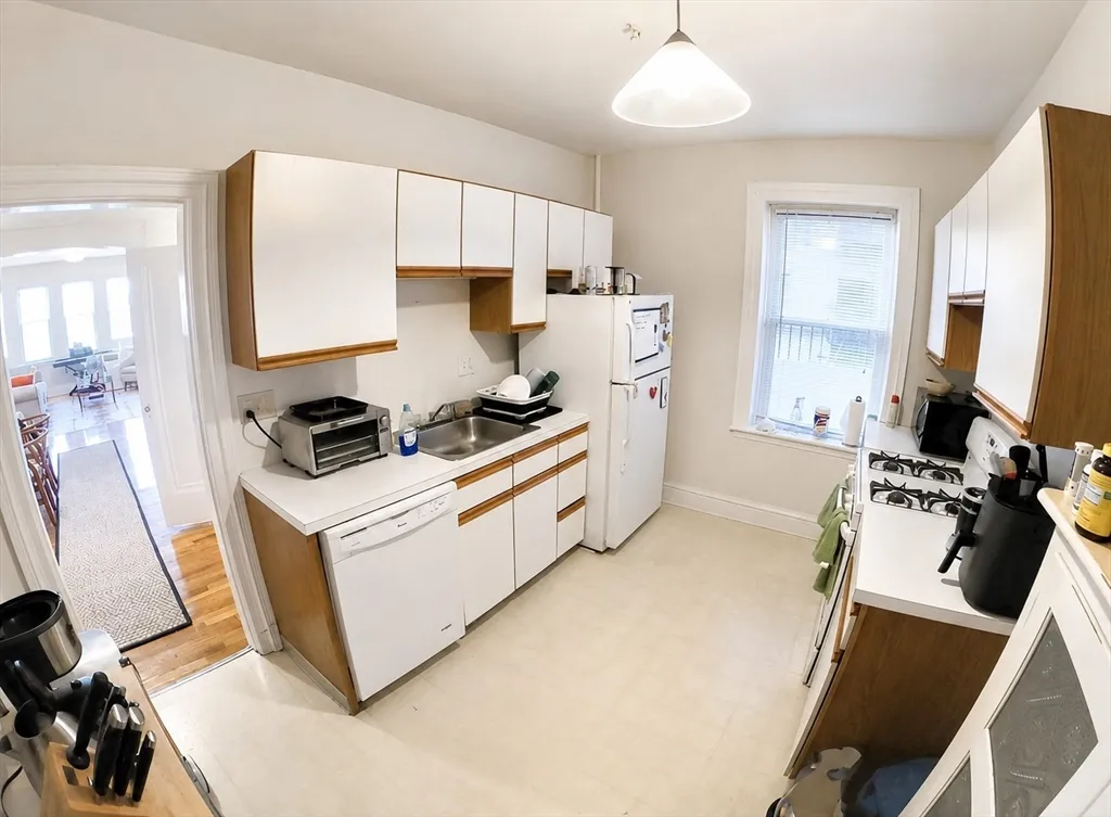 2 bed, 1 bath apartment for rent at 1666 Commonwealth Unit 42, Brighton — photo 8 of 10
