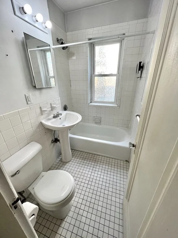 1 bed, 1 bath apartment for rent at 1666 Commonwealth Unit 44, Brighton — photo 7 of 21