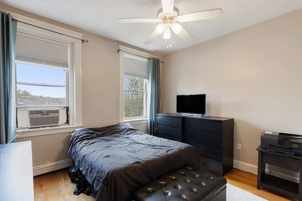 1 bed, 1 bath apartment for rent at 1669 Commonwealth Ave Unit 18, Brighton — photo 6 of 16