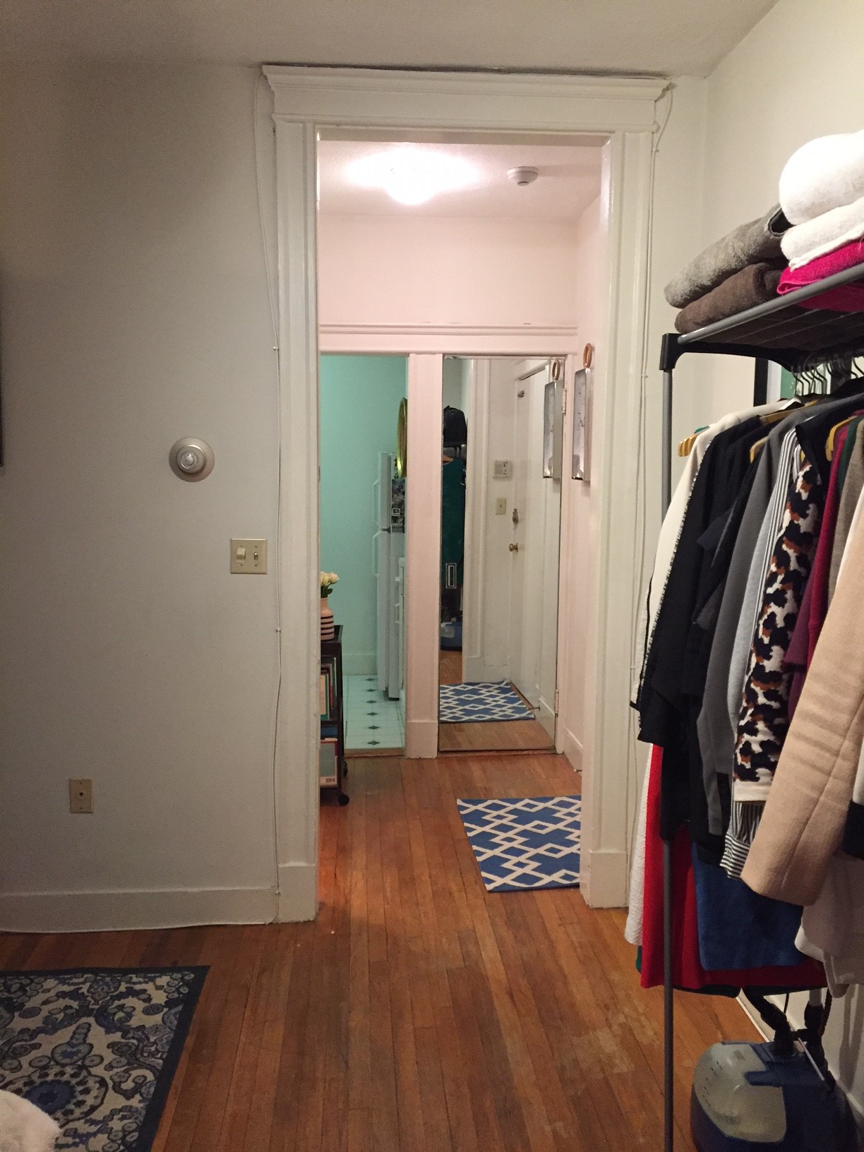 Studio bed, 1 bath apartment for rent at 1669 Commonwealth Ave Unit 2C, Brighton — photo 4 of 6