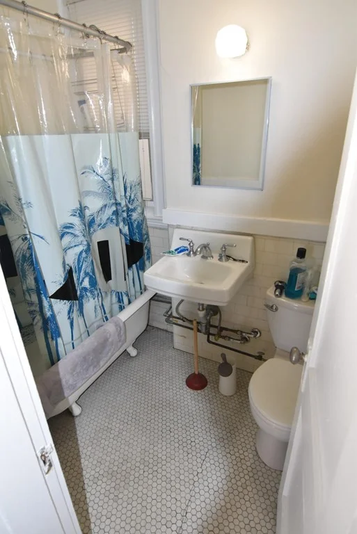 Studio bed, 1 bath apartment for rent at 1669 Commonwealth Unit 6, Brighton — photo 7 of 9