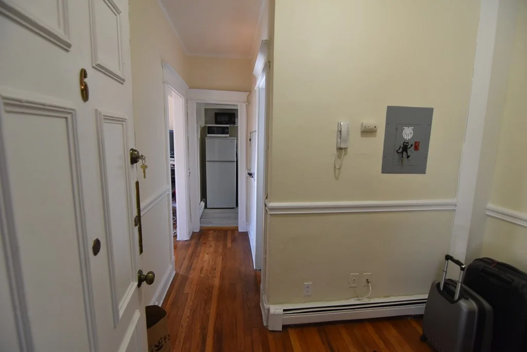 Studio bed, 1 bath apartment for rent at 1669 Commonwealth Unit 6, Brighton — photo 9 of 9