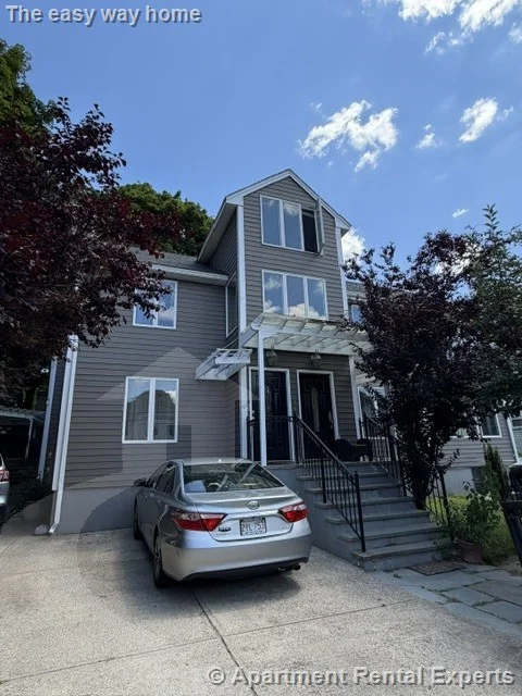 4 bed, 2 bath apartment for rent at 167-169 Summer St Unit 2, Arlington Center — photo 10 of 11