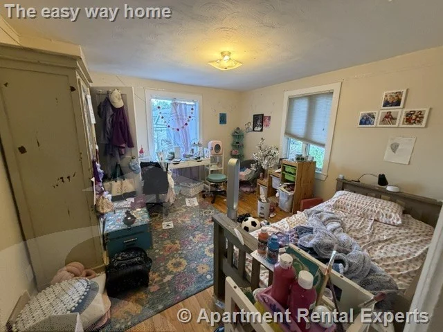4 bed, 2 bath apartment for rent at 167-169 Summer St Unit 2, Arlington Center — photo 3 of 11