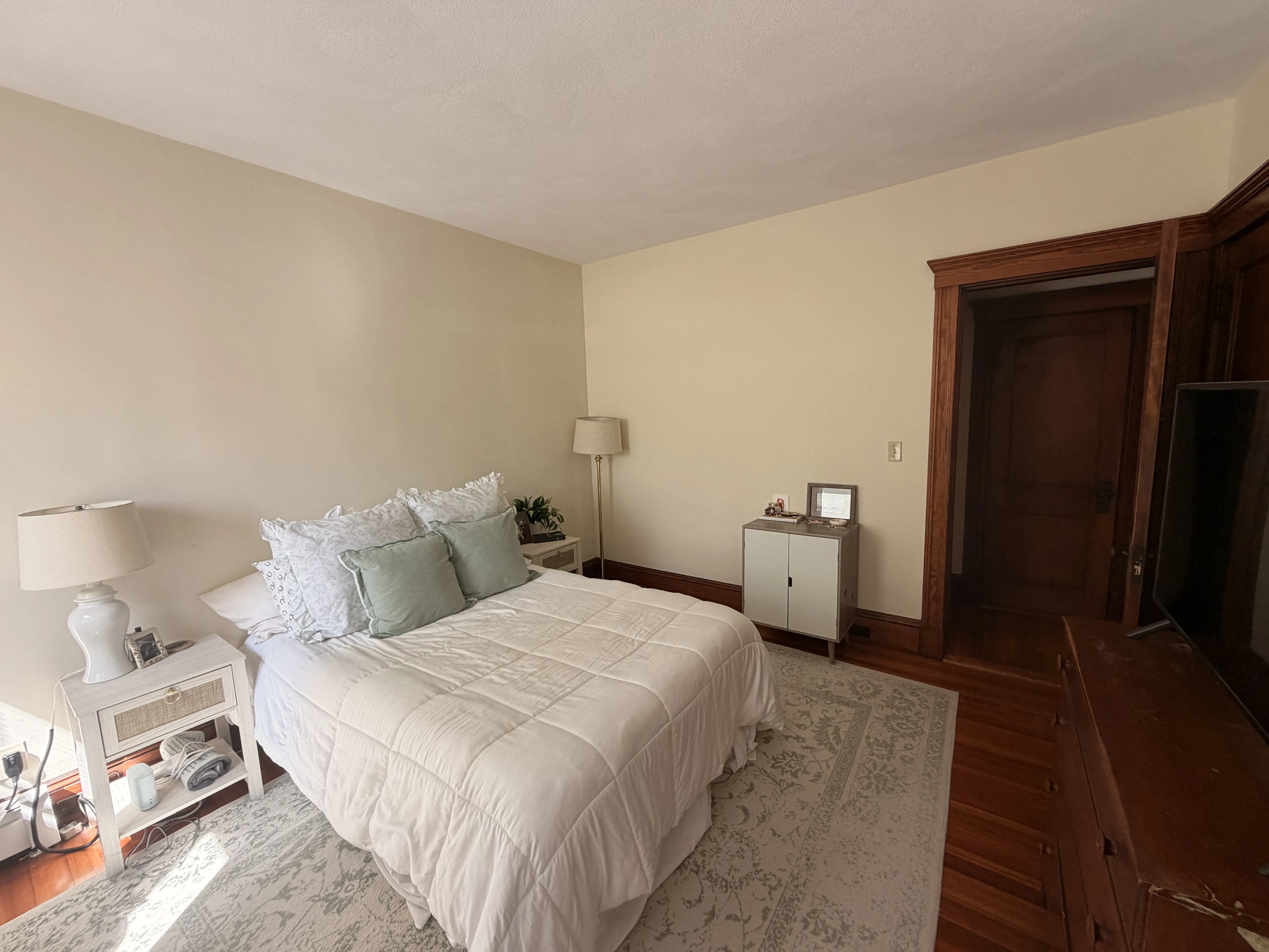 3 bed, 1 bath apartment for rent at 167 Allston St Unit 1, West Medford — photo 9 of 15