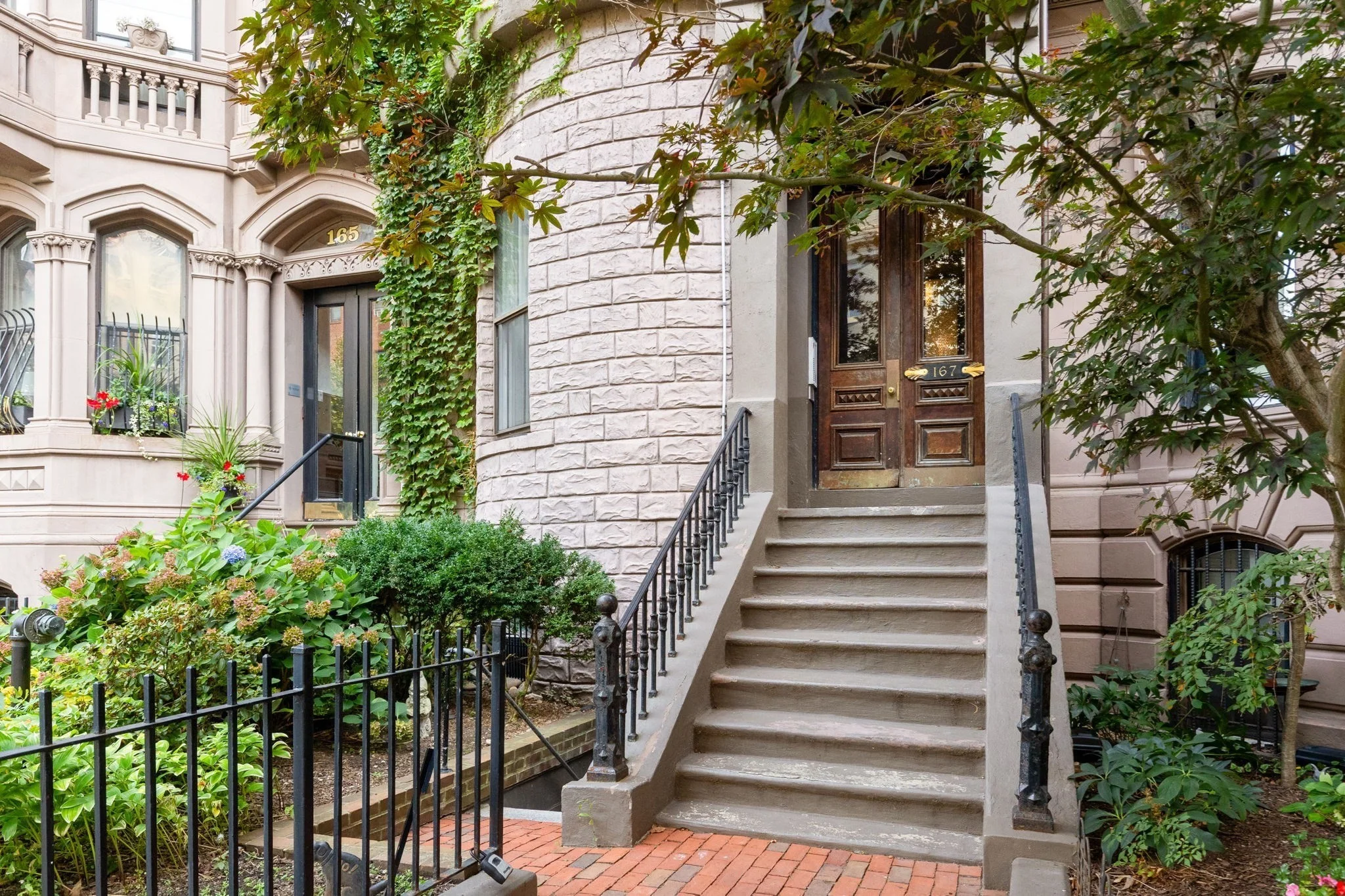 1 bed, 2 bath apartment for rent at 167 Beacon St Unit 1/3, Back Bay