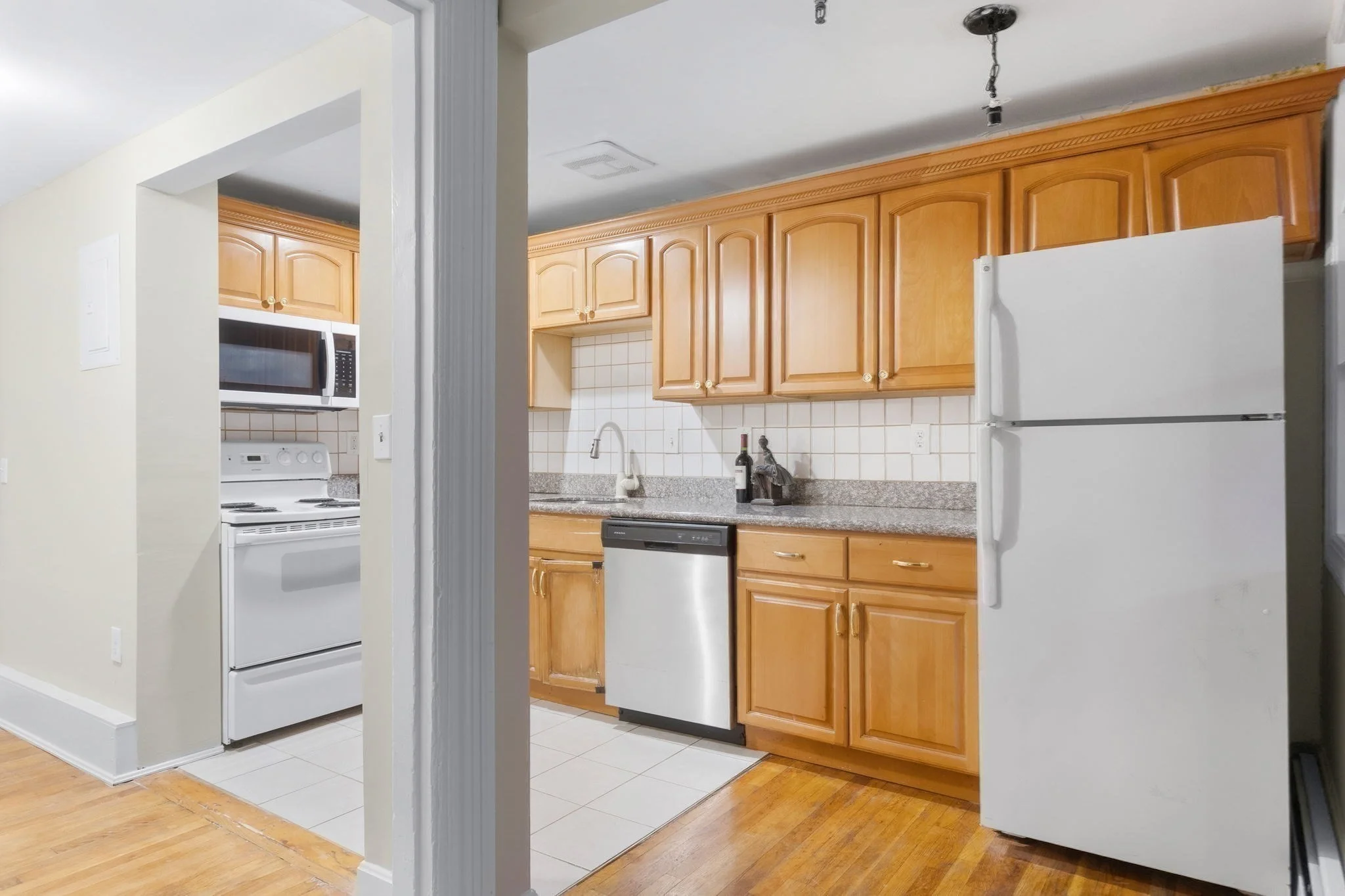 1 bed, 2 bath apartment for rent at 167 Beacon St Unit 1/3, Back Bay — photo 12 of 16