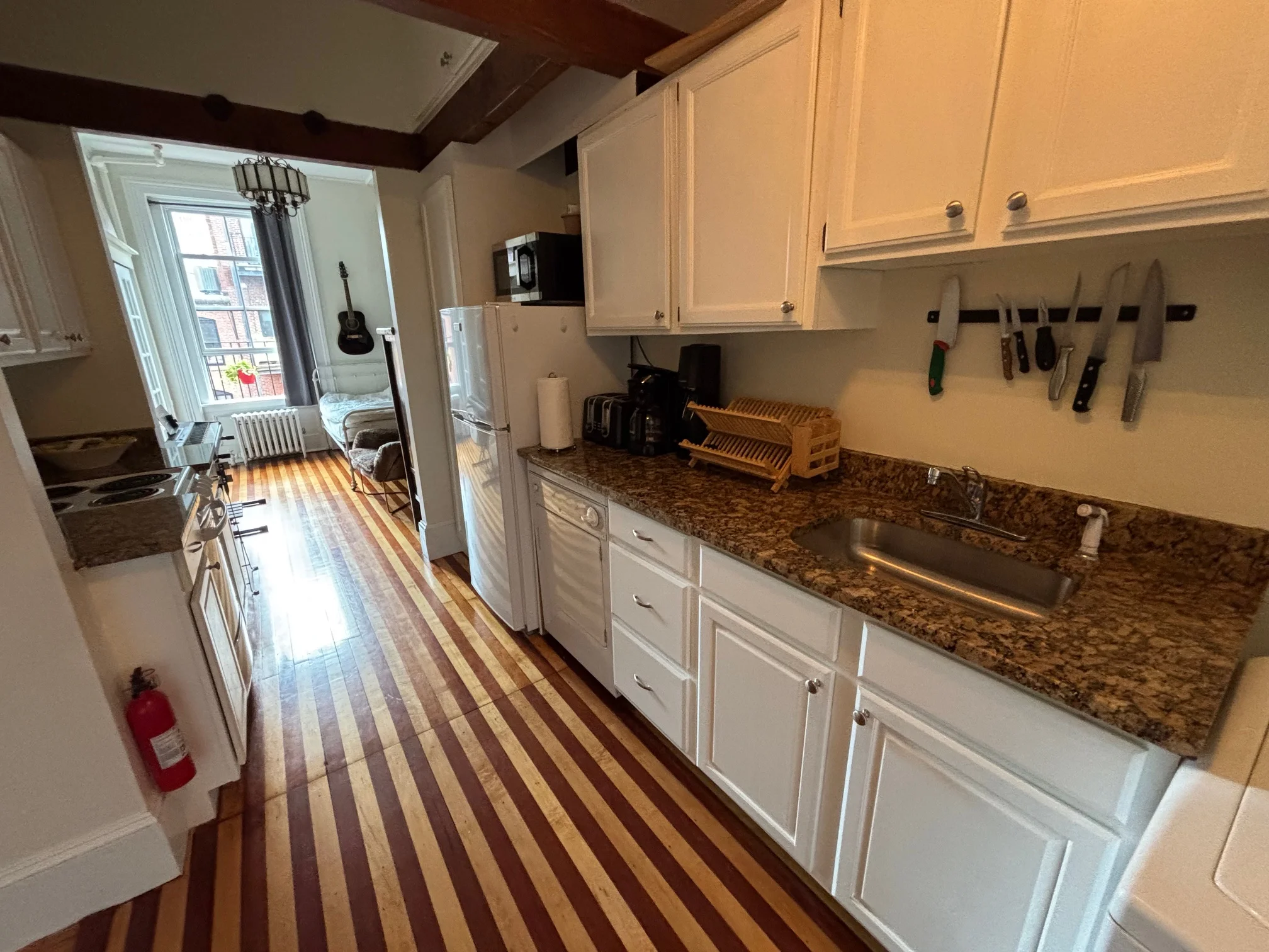 Studio bed, 1 bath apartment for rent at 167 Beacon St Unit 10, Back Bay — photo 8 of 14