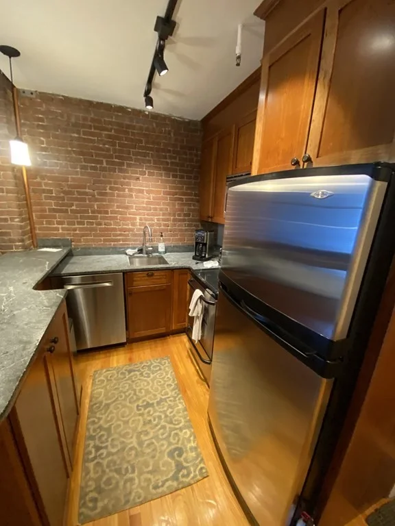 1 bed, 1 bath apartment for rent at 167 Beacon St Unit 5, Back Bay — photo 3 of 18