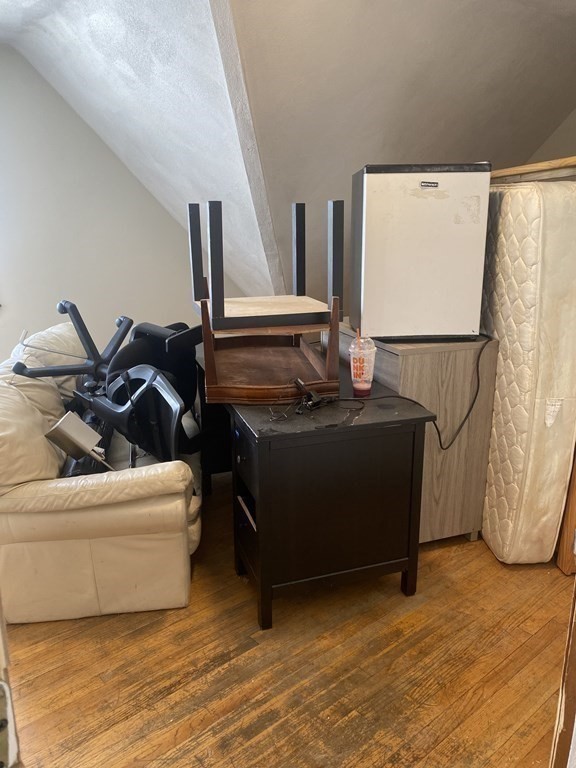 4 bed, 1 bath apartment for rent at 167 College Ave Unit 3, Tufts University — photo 6 of 10