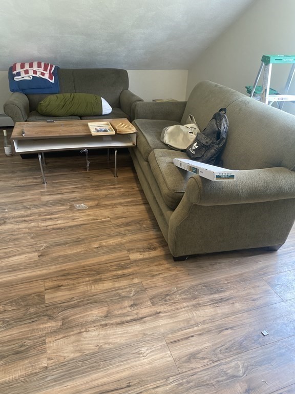 4 bed, 1 bath apartment for rent at 167 College Ave Unit 3, Tufts University — photo 2 of 10