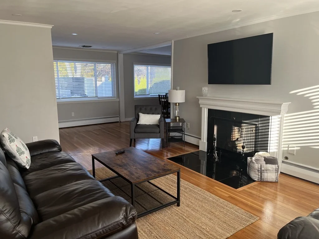 3 bed, 2 bath apartment for rent at 167 Doty St, Waltham — photo 2 of 16