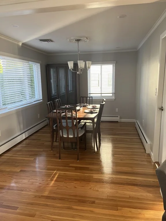 3 bed, 2 bath apartment for rent at 167 Doty St, Waltham — photo 3 of 16