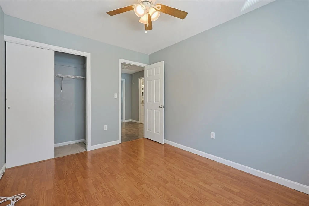 3 bed, 1 bath apartment for rent at 167 Greenbrook Dr Unit 167, Stoughton — photo 27 of 40