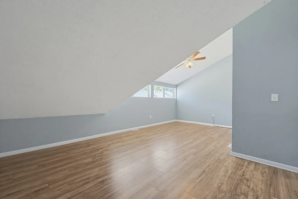 3 bed, 1 bath apartment for rent at 167 Greenbrook Dr Unit 167, Stoughton — photo 23 of 40
