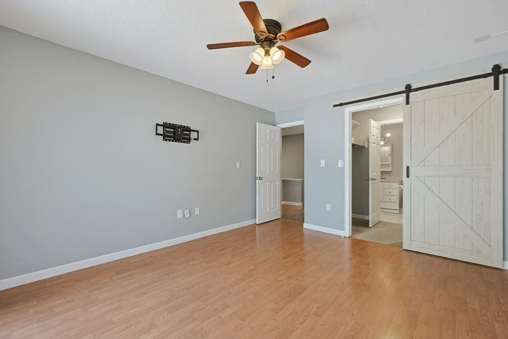 3 bed, 1 bath apartment for rent at 167 Greenbrook Dr Unit 167, Stoughton — photo 30 of 40